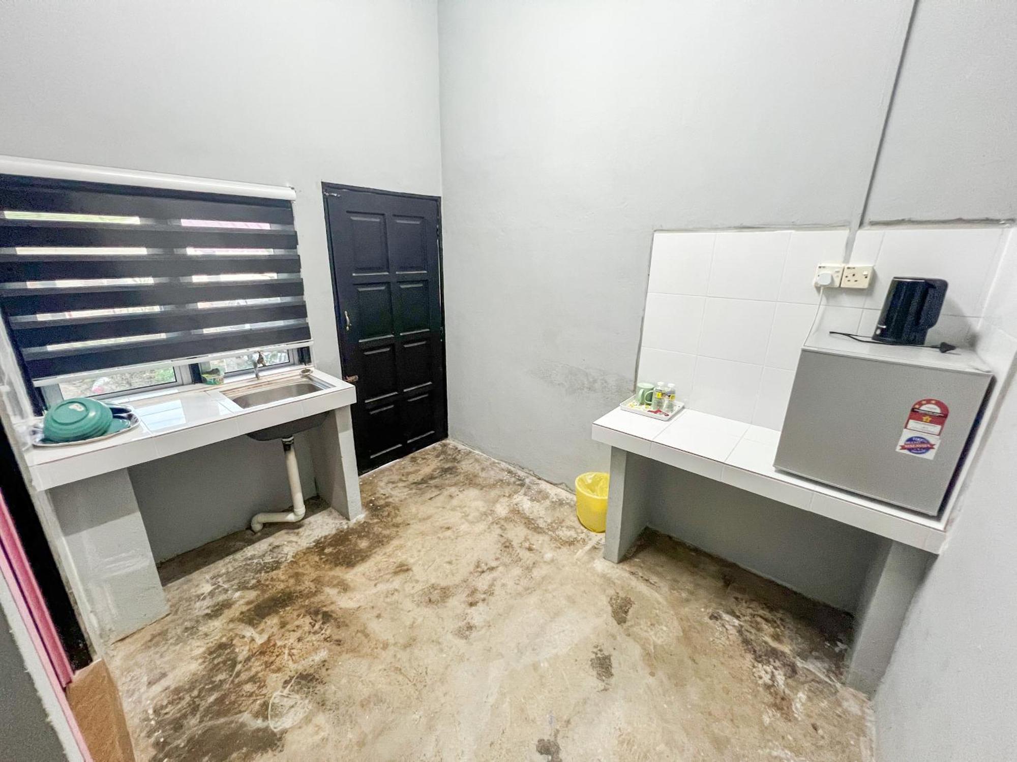 Budget Rest House Padang Besar Bagian luar foto